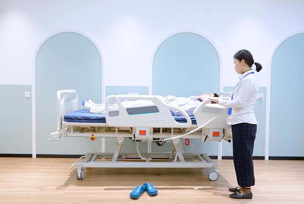 电动病床场景图1.jpg